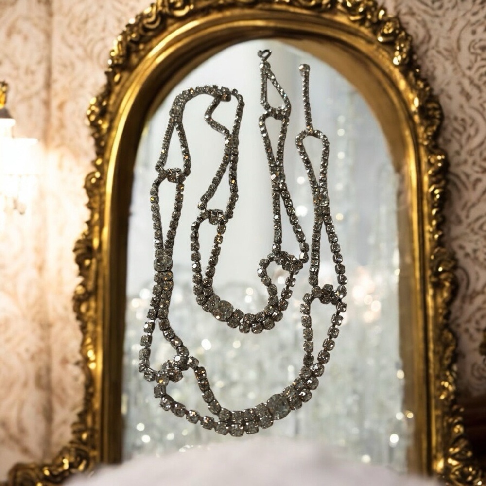 Vintage Roaring 20’s Style Rhinestone Belt